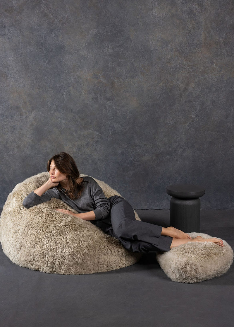 The Footstool
